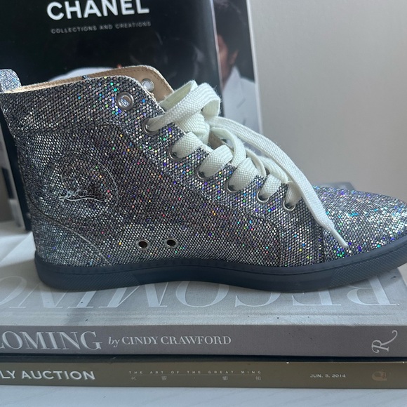 Women’s Christian Louboutin Glitter Sneaker. Only Worn Twice . Size 38 1/2 - Picture 7 of 10